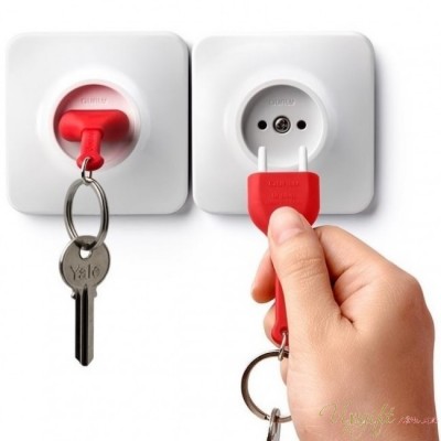 Ключница настенная и брелок для ключей Unplug Qualy Красный