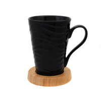 Чашка на бамбуковой подставке черная 400 мл
